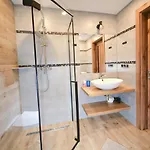 Chalet W Ogrodzie - Sauna I Jacuzzi, Wypocznij W Goralskim Klimacie *