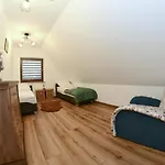 W Ogrodzie - Sauna I Jacuzzi, Wypocznij W Goralskim Klimacie