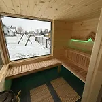 W Ogrodzie - Sauna I Jacuzzi, Wypocznij W Goralskim Klimacie *