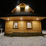 W Ogrodzie - Sauna I Jacuzzi, Wypocznij W Goralskim Klimacie Chalet Szaflary