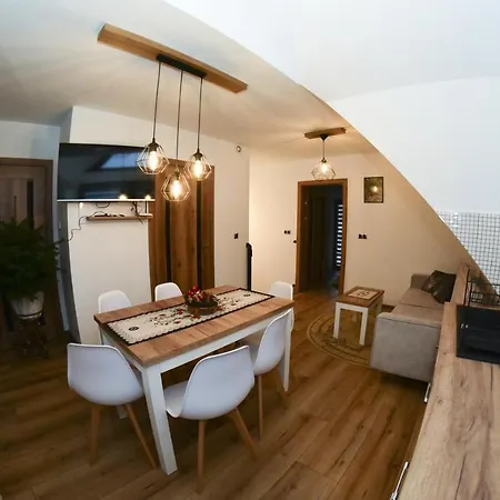 W Ogrodzie - Sauna I Jacuzzi, Wypocznij W Goralskim Klimacie Szaflary