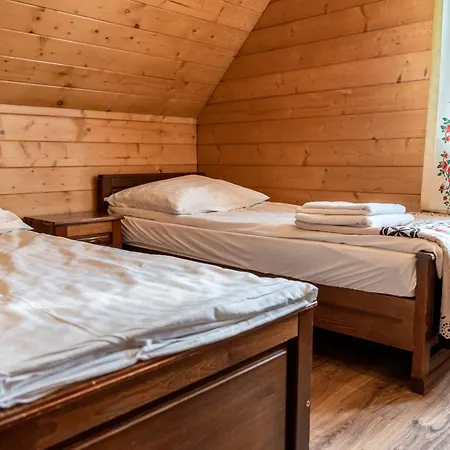 W Ogrodzie - Sauna I Jacuzzi, Wypocznij W Goralskim Klimacie Chalet *