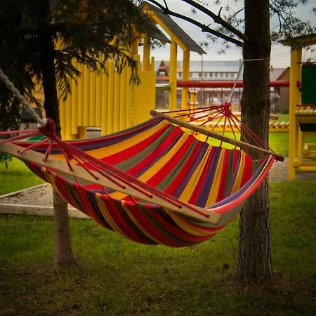 Chalet W Ogrodzie - Wypoczynek W Goralskim Klimacie, Sauna I Jacuzzi